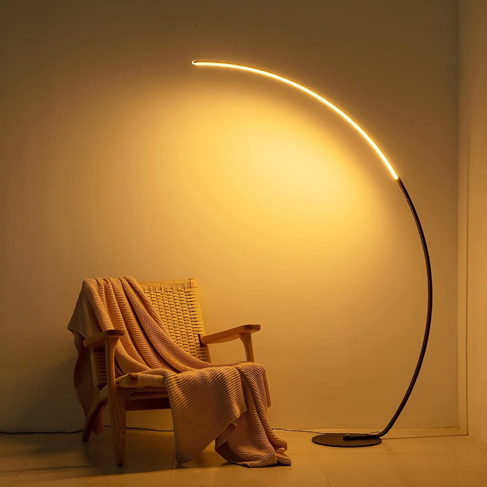 RGBW Modern Curve Lamp, Mood Lighting